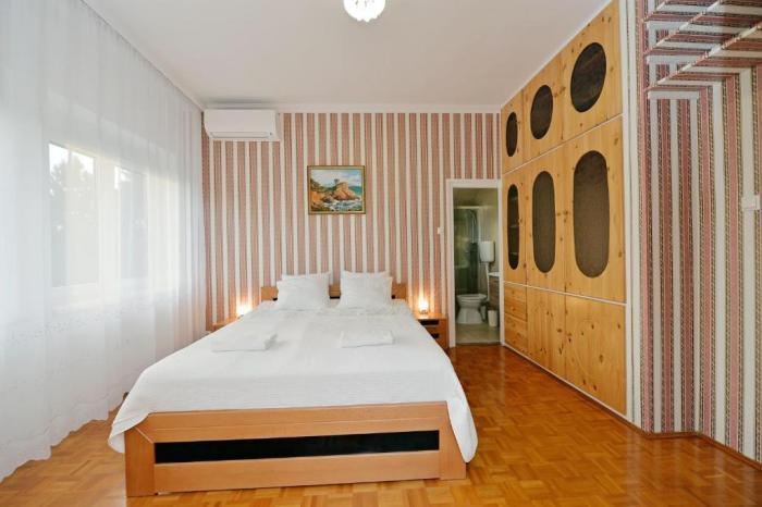 Blackbird Apartment Балатонфюред Номер фото